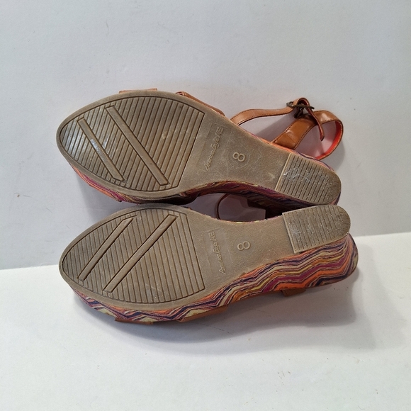 American Eagle Outfitters Tan Bohemian Hippie 70's Chevron Print Platforms Sz. 8 - Picture 9 of 11